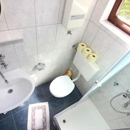 3 Bedroom And 3 Bathroom Apartment In Tisno